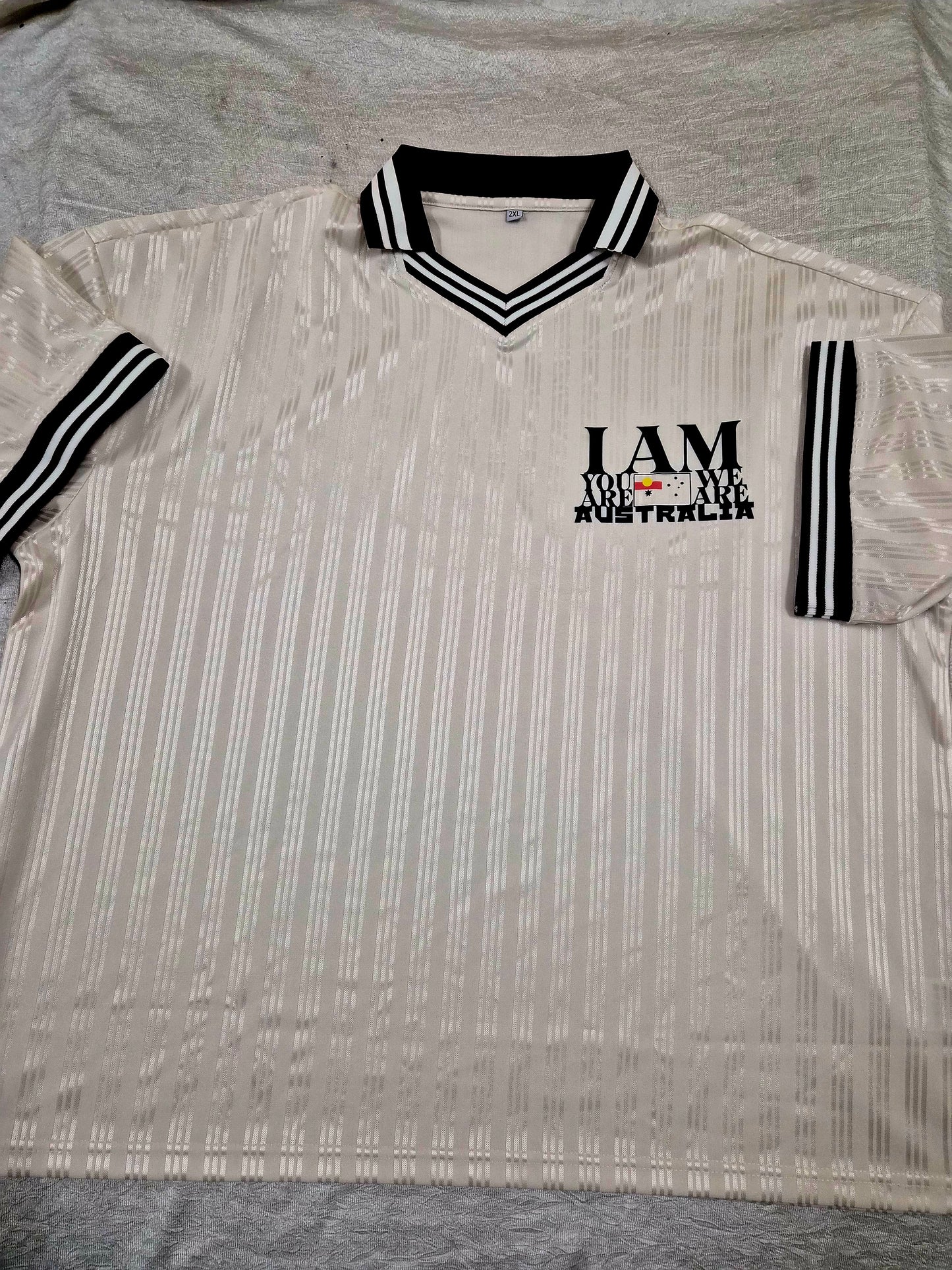 We Are Australia |Contrast Collar Striped